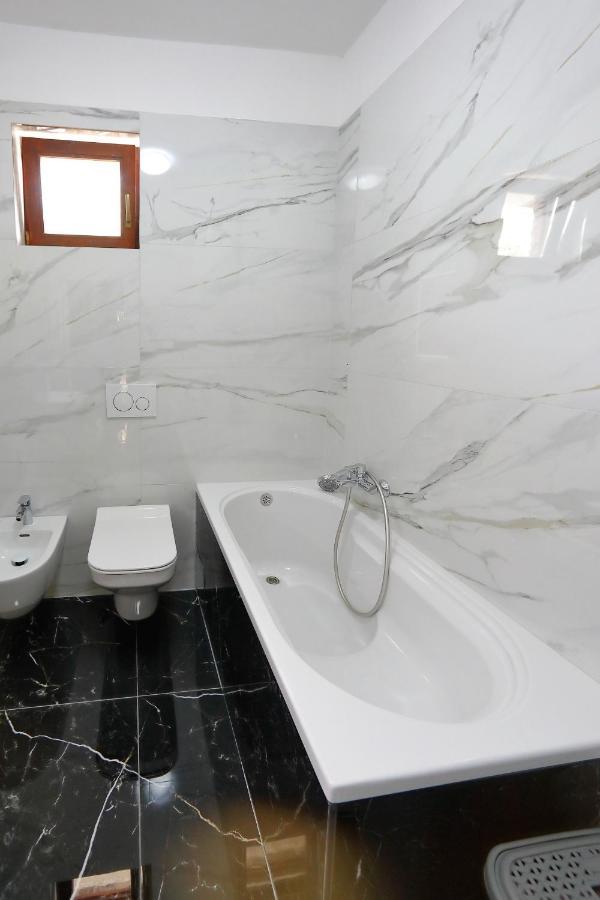 Apartment Lucijan Bibinje Eksteriør billede