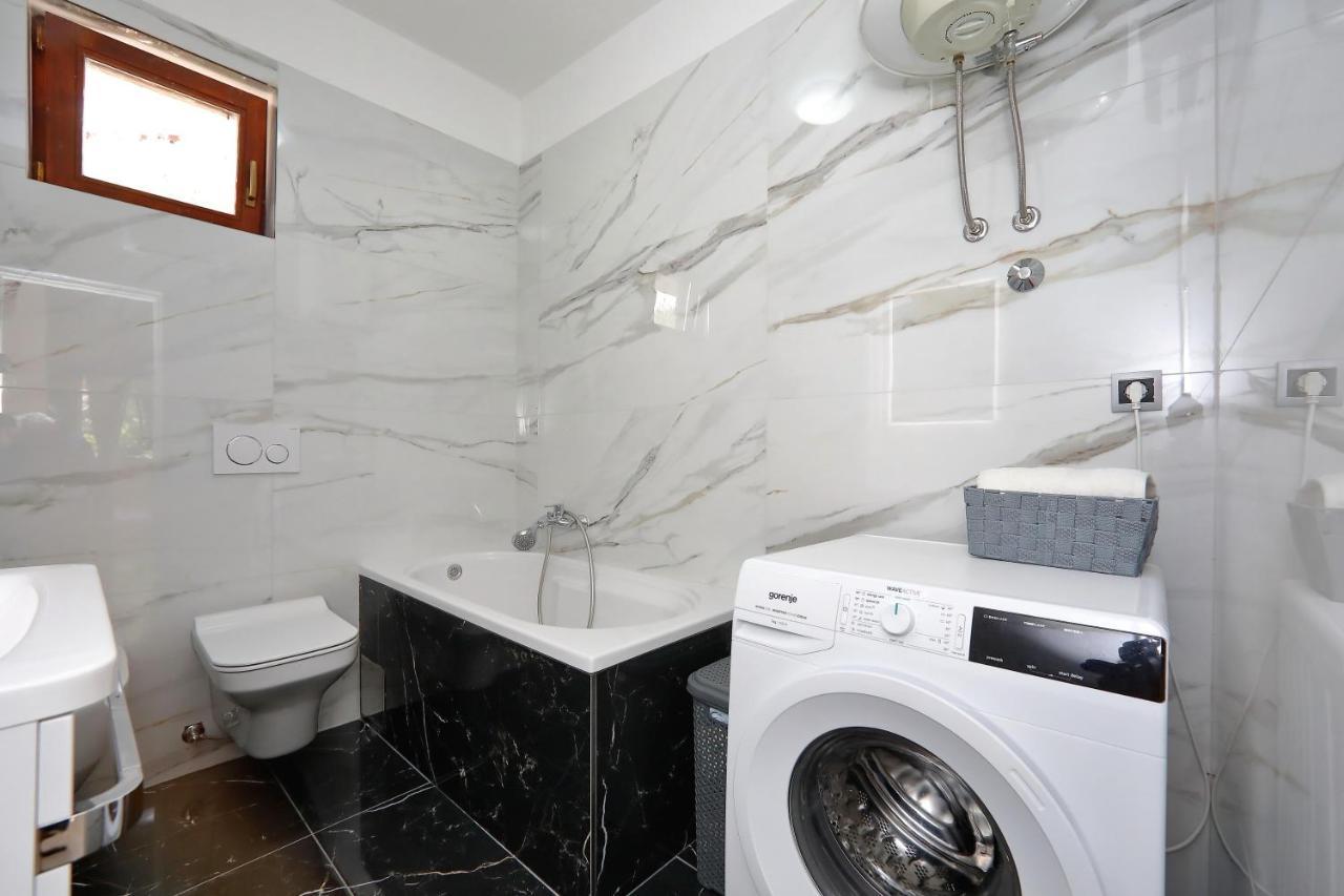 Apartment Lucijan Bibinje Eksteriør billede