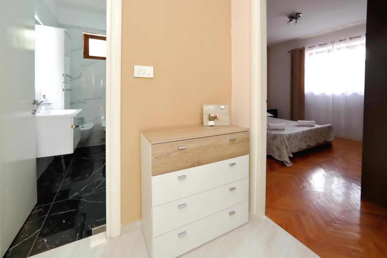 Apartment Lucijan Bibinje Eksteriør billede