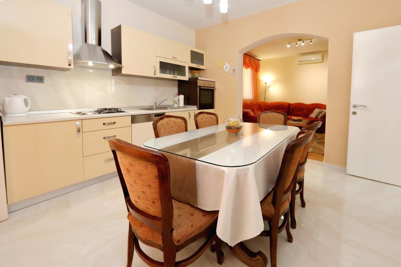 Apartment Lucijan Bibinje Eksteriør billede