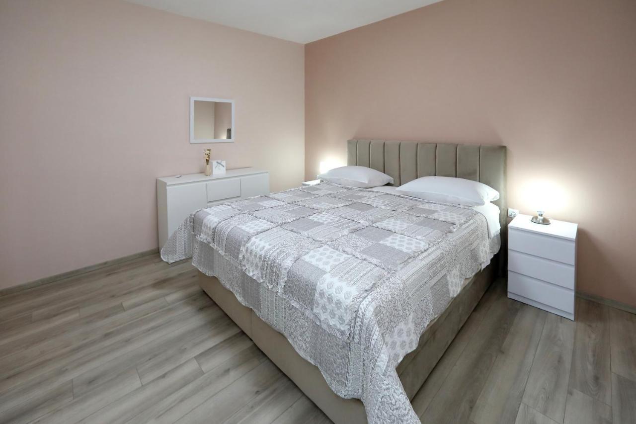 Apartment Lucijan Bibinje Eksteriør billede