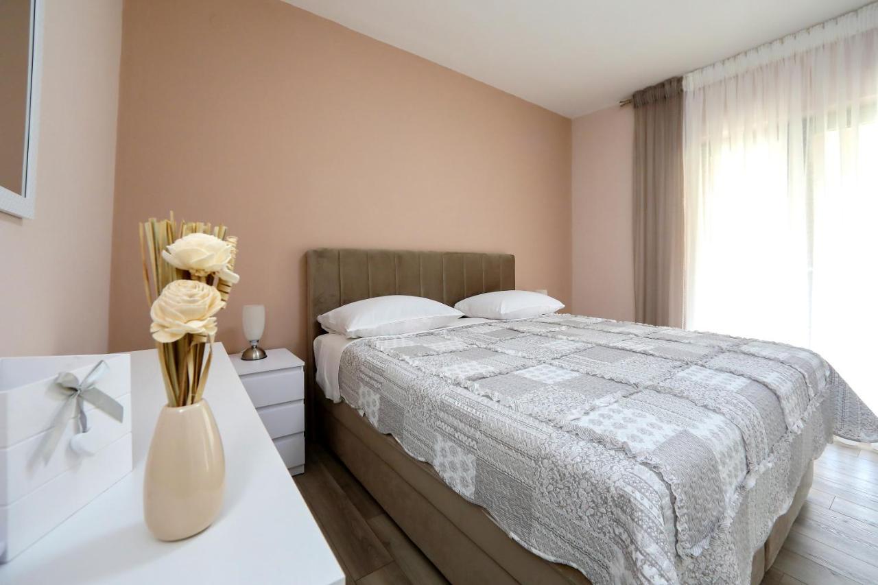 Apartment Lucijan Bibinje Eksteriør billede