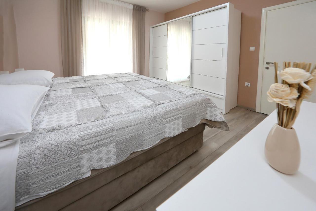 Apartment Lucijan Bibinje Eksteriør billede